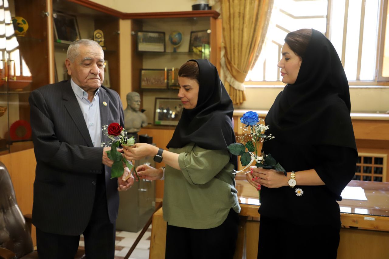جلسه شانزدهم انجمن ورزشی نویسان استان کرمانشاه جلسه شانزدهم انجمن ورزشی نویسان استان کرمانشاه