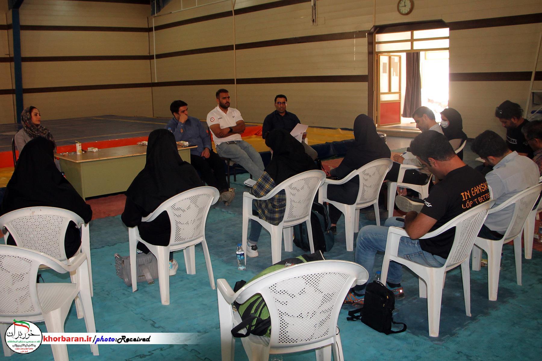   نشست انجمن ورزشی نویسان با هیات ووشو استان کرمانشاه