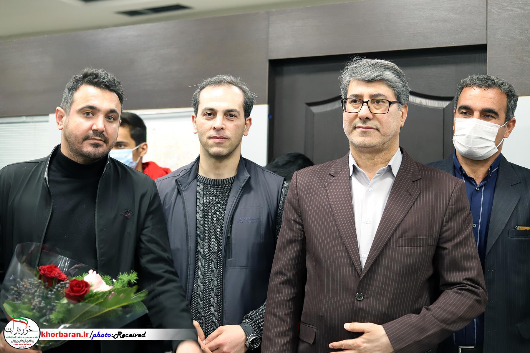  مراسم استقبال از مدال آوران کاراته قهرمانی آسیا در فرودگاه شهید اشرفی