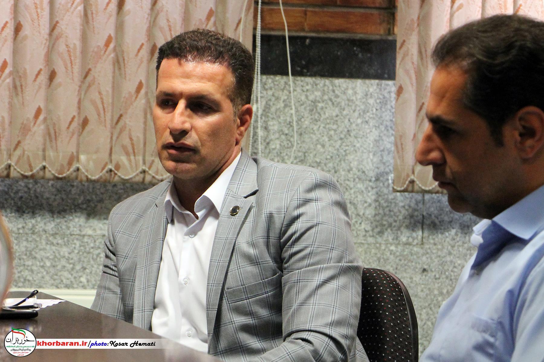  نشست رئیس هیات کاراته با انجمن ورزشی نویسان کرمانشاه