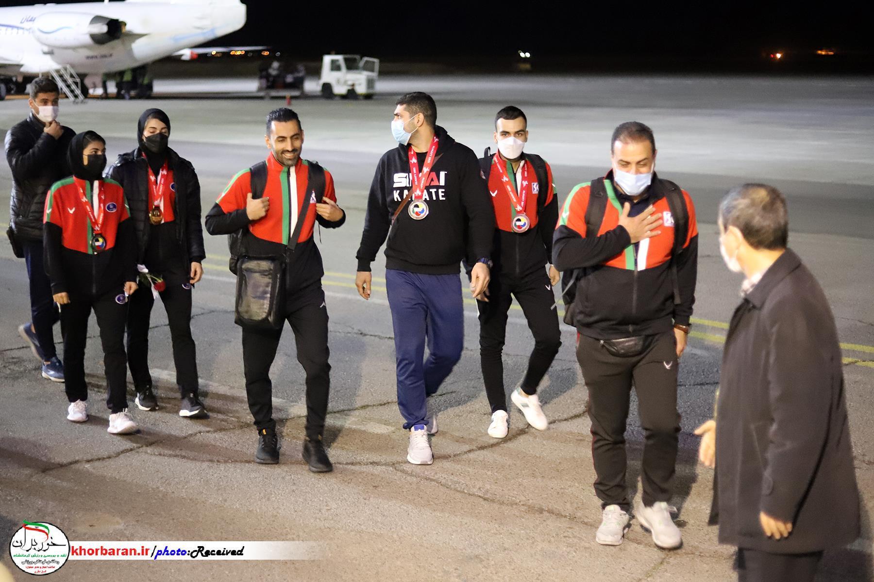 تجلیل از درخشش چشمگیر قهرمانان پرافتخار استان +عکس