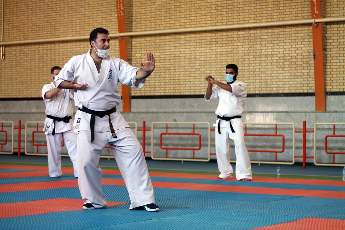  کلاس مربیگری کاراته کرمانشاه سال 1399