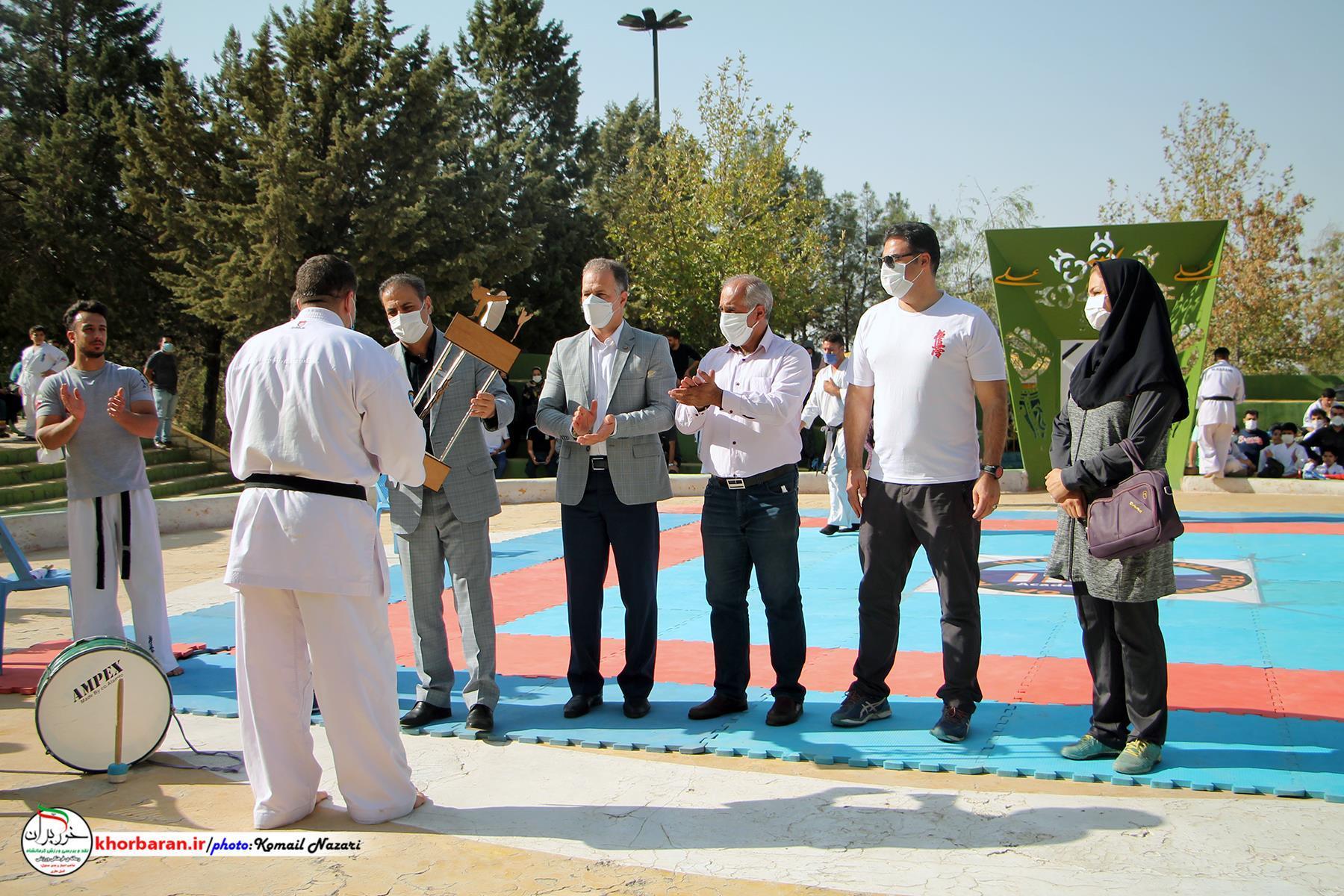  برنامه کاراته در پارک به همت سبک ifk کیوکوشین کرمانشاه