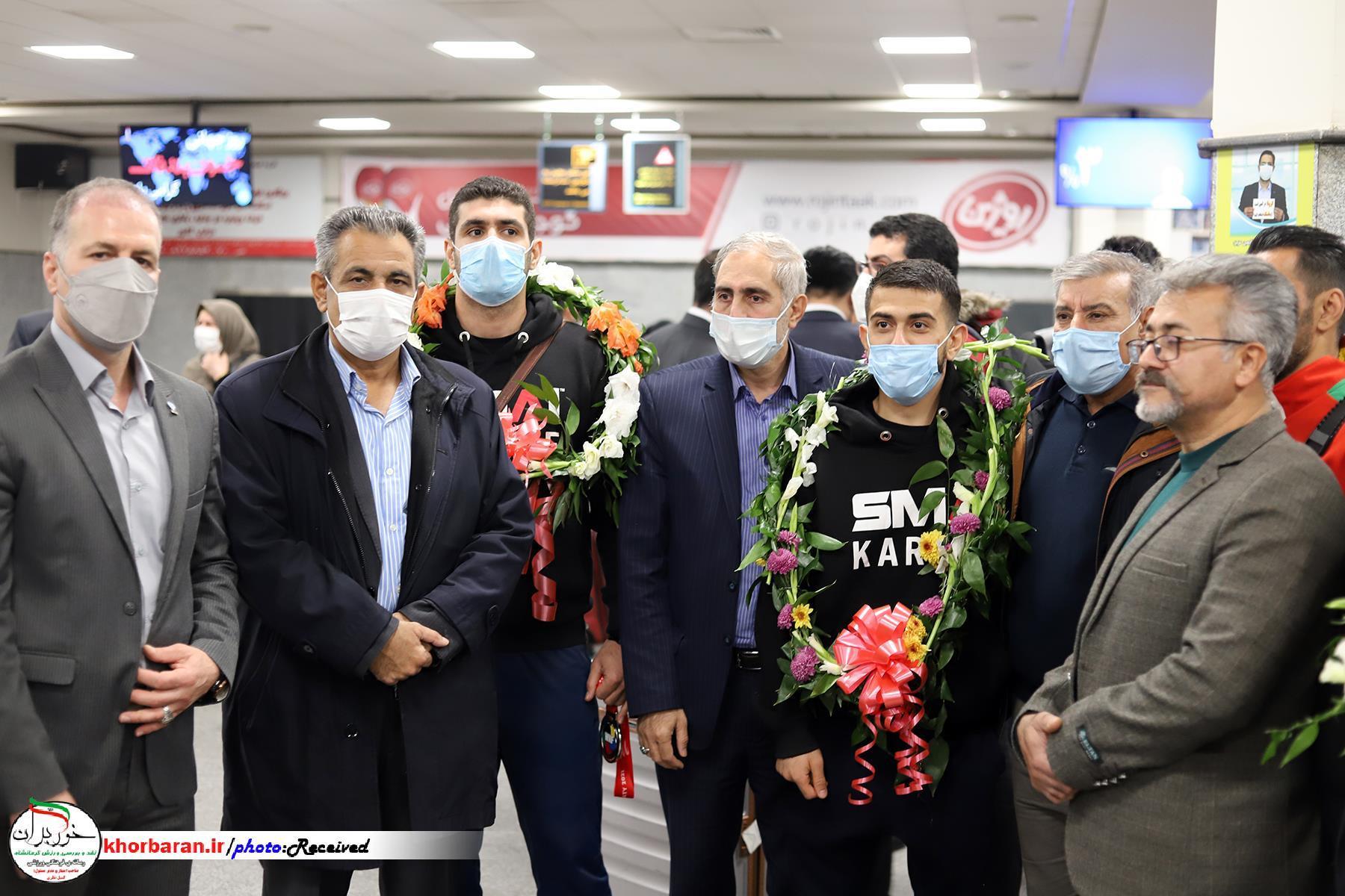  مراسم استقبال از مدال آوران کاراته قهرمانی آسیا در فرودگاه شهید اشرفی