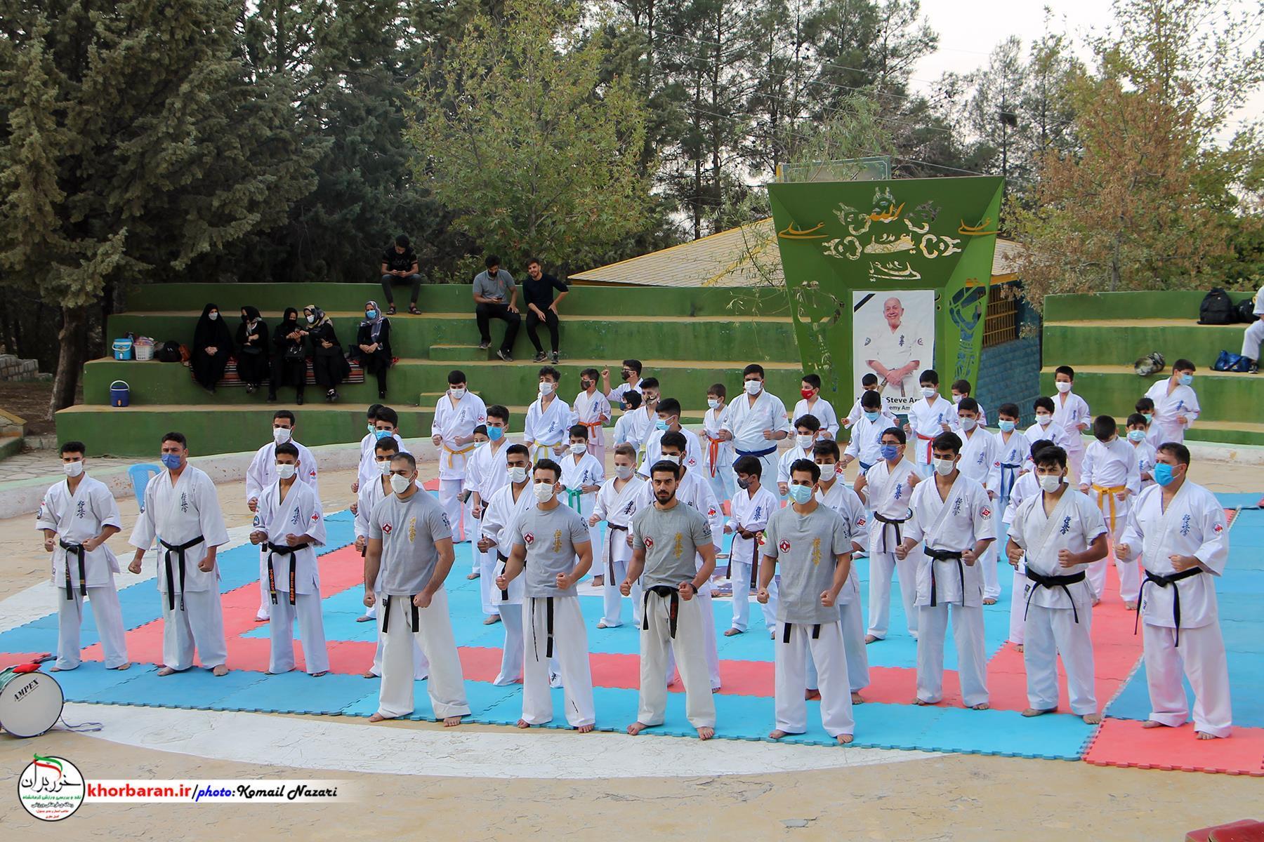 برنامه کاراته در پارک به همت سبک ifk کیوکوشین کرمانشاه