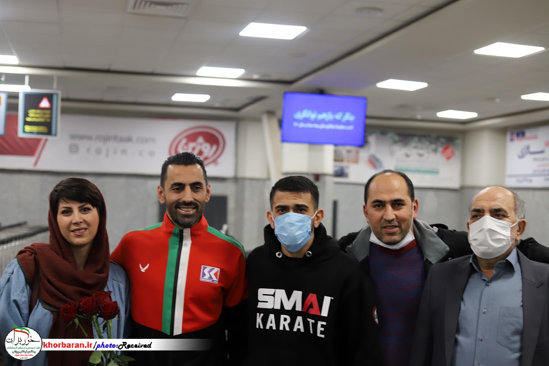  مراسم استقبال از مدال آوران کاراته قهرمانی آسیا در فرودگاه شهید اشرفی