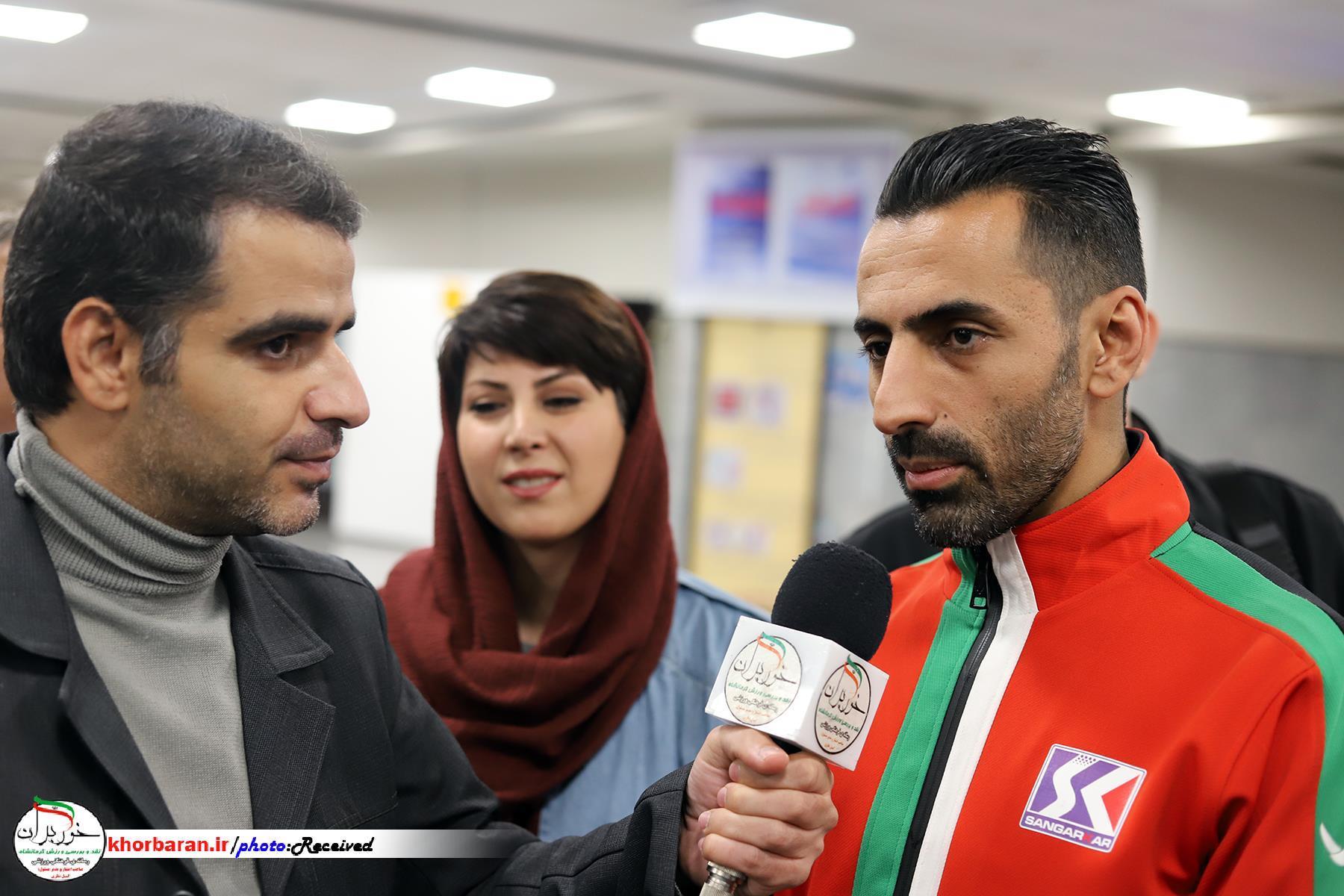  مراسم استقبال از مدال آوران کاراته قهرمانی آسیا در فرودگاه شهید اشرفی