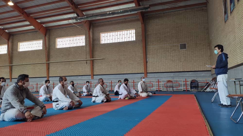  استاژ فنی هیات کاراته کرمانشاه