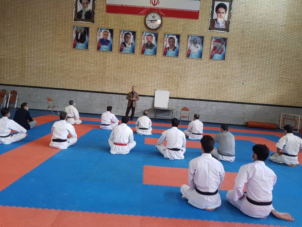  استاژ فنی هیات کاراته کرمانشاه