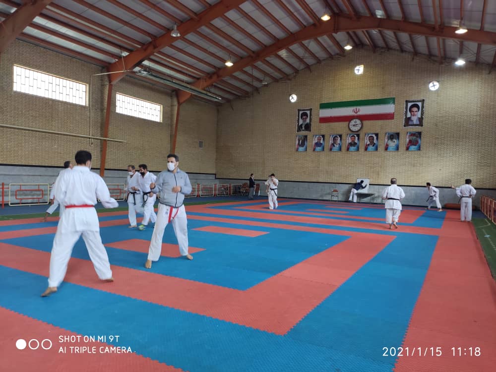  استاژ فنی هیات کاراته کرمانشاه