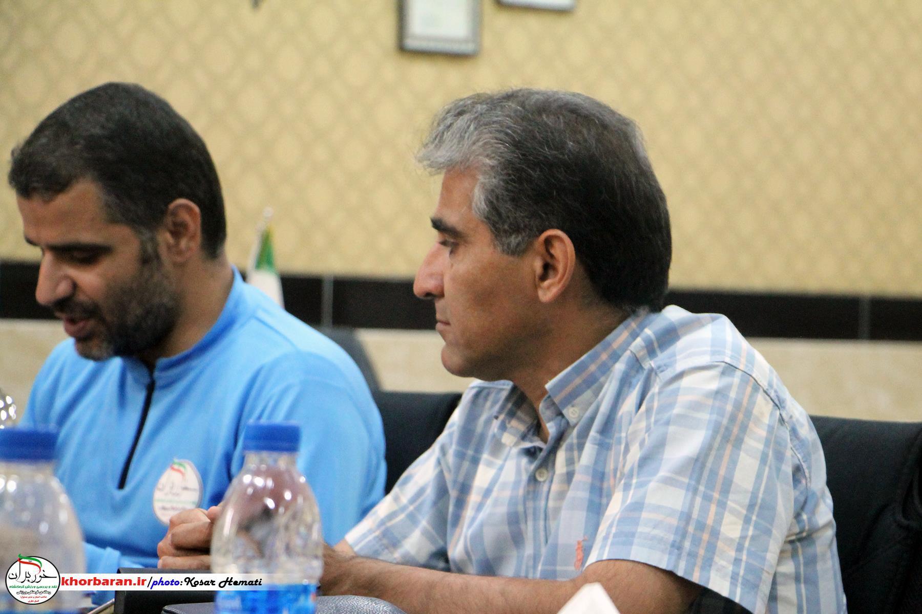  نشست انجمن ورزشی نویسان با هیات تکواندو استان کرمانشاه