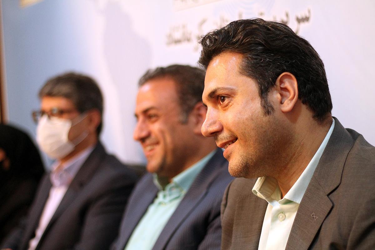 نشست خبری دکتر علی رضایی با هیات کاراته استان و خبرنگاران ورزشی  نشست خبری دکتر علی رضایی با هیات کاراته استان و خبرنگاران ورزشی