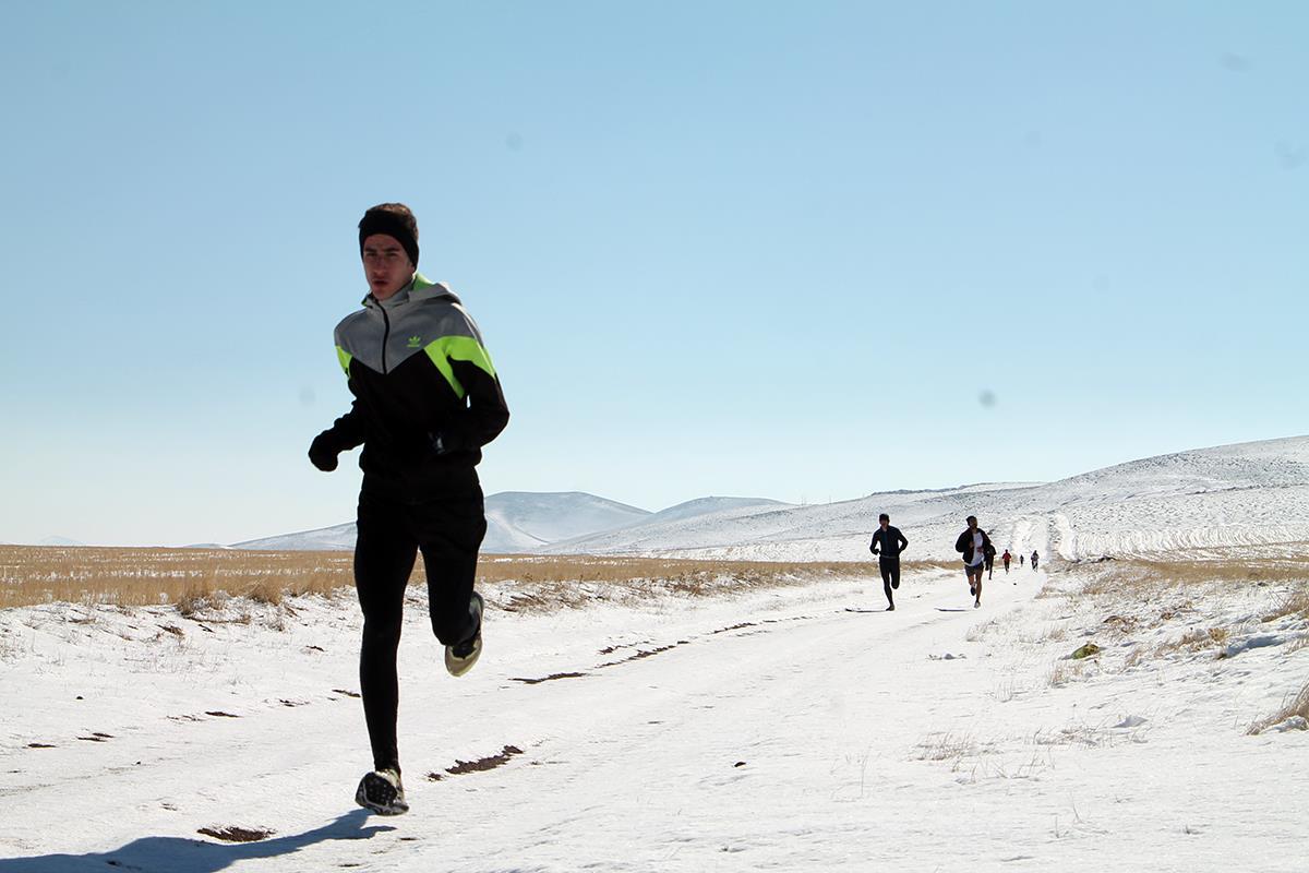 مسابقات دو صحرانوردی قهرمانی استان کرمانشاه