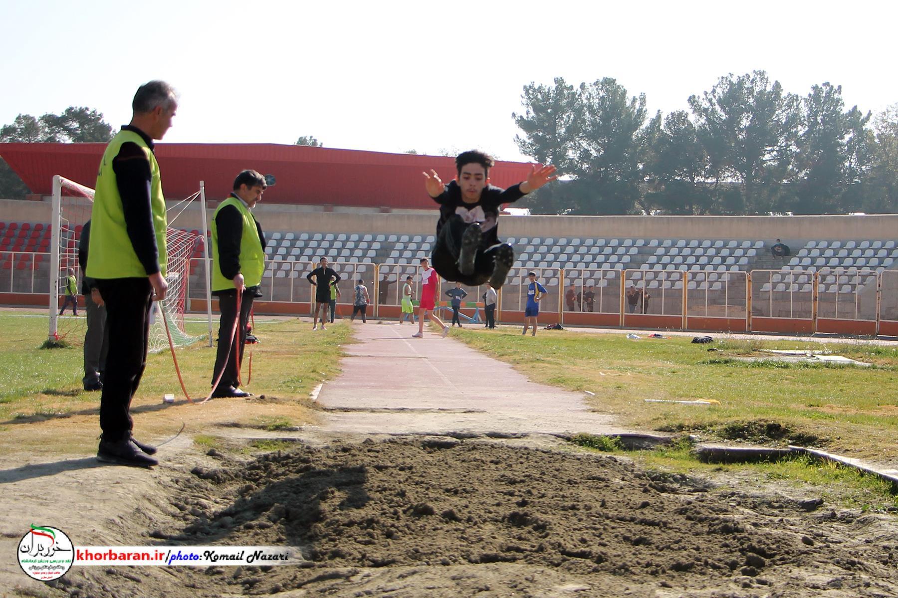  مسابقات قهرمانی دو و میدانی نونهالان در کرمانشاه
