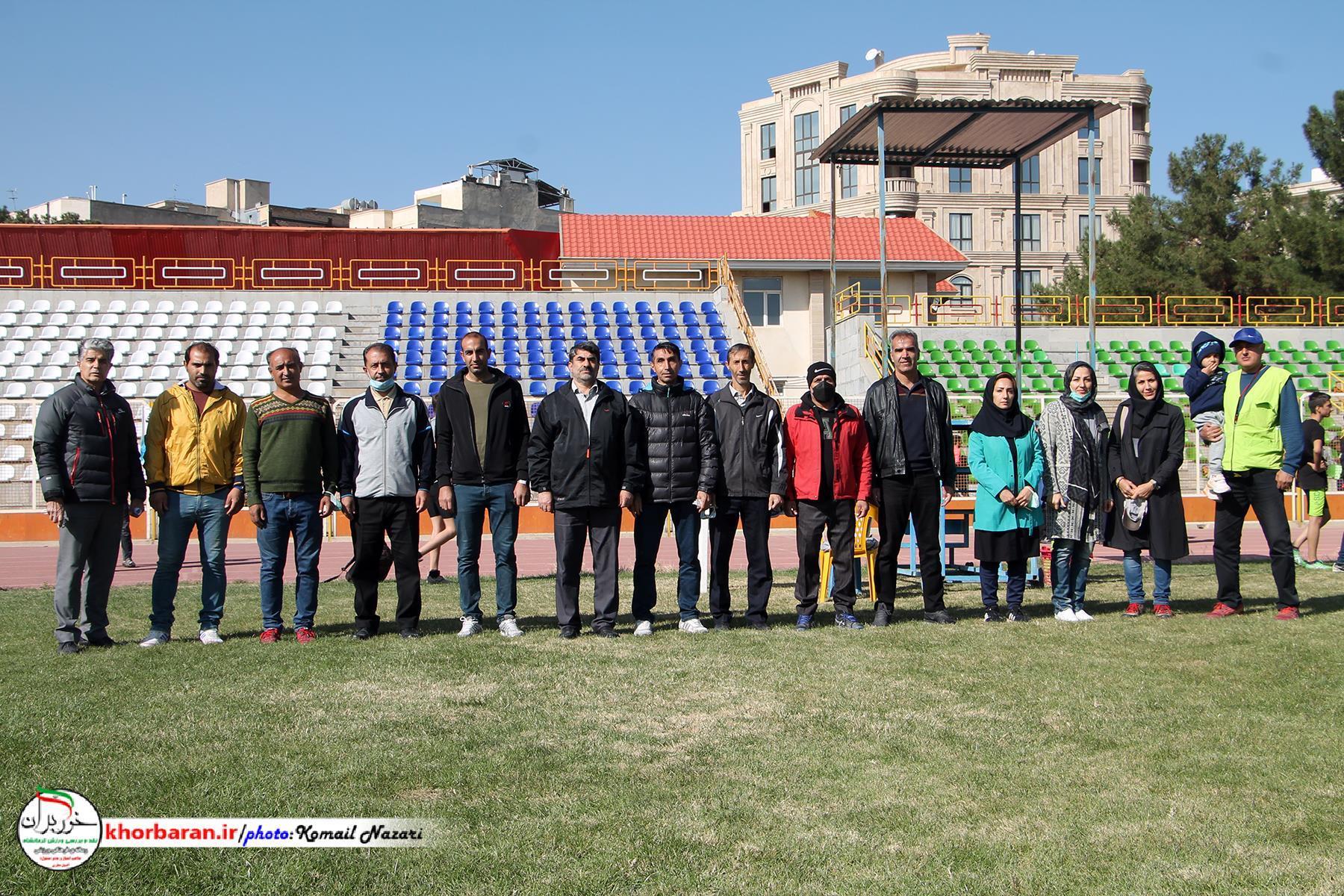  مسابقات قهرمانی دو و میدانی نونهالان در کرمانشاه