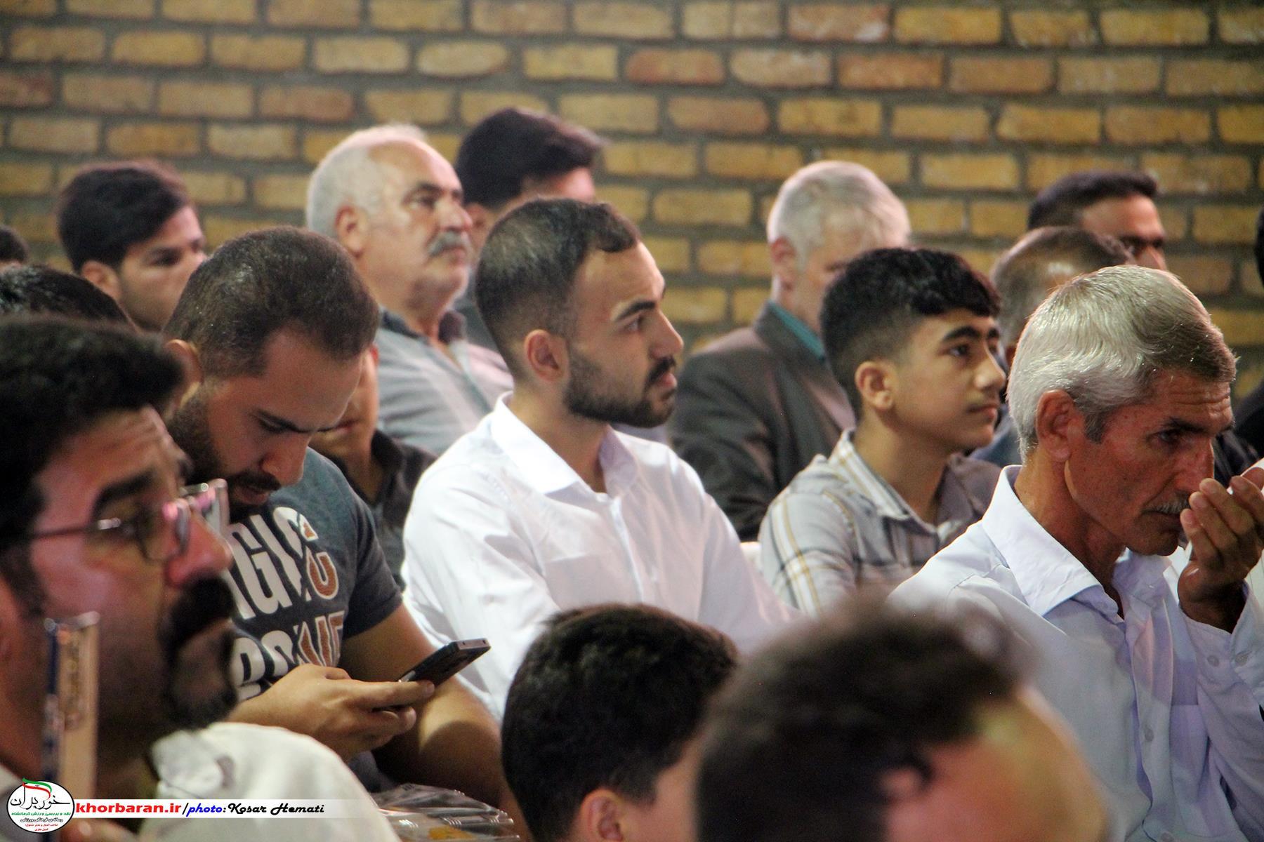 اهتزاز پرچم ایران با لباس ذوب آهن بیستون  در آینده نزدیک  