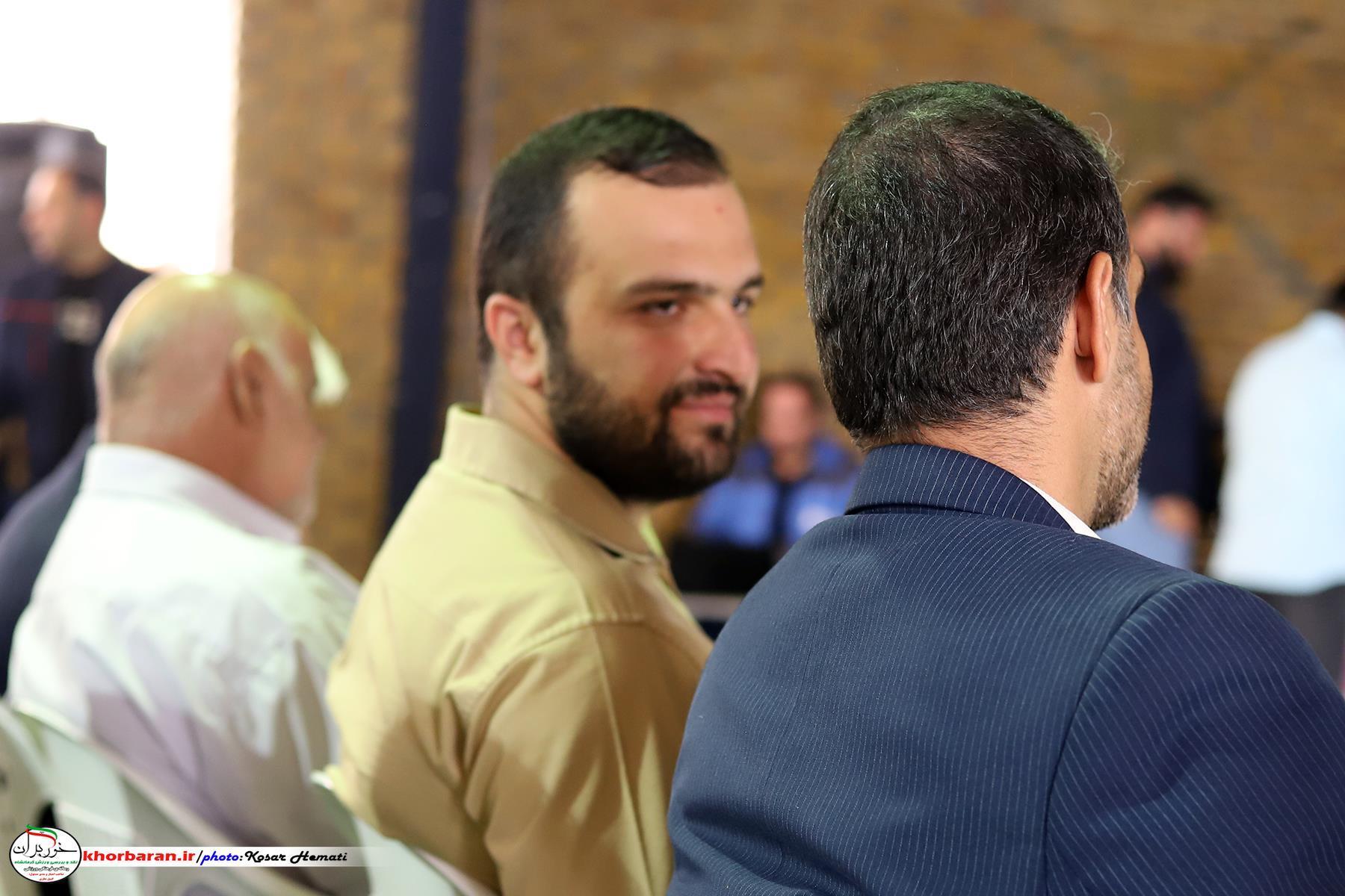 اهتزاز پرچم ایران با لباس ذوب آهن بیستون  در آینده نزدیک  