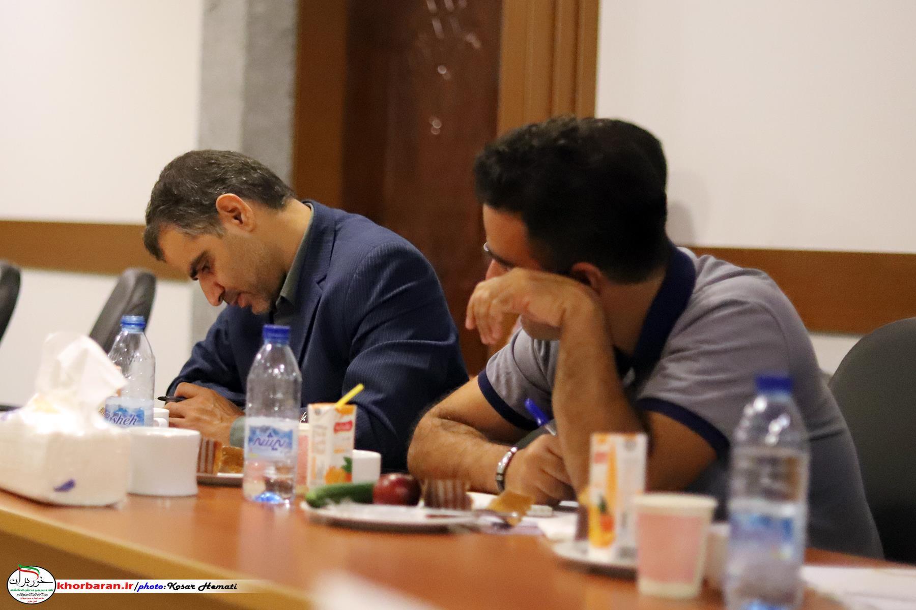 اسب نشاط و ثروت می‌آورد