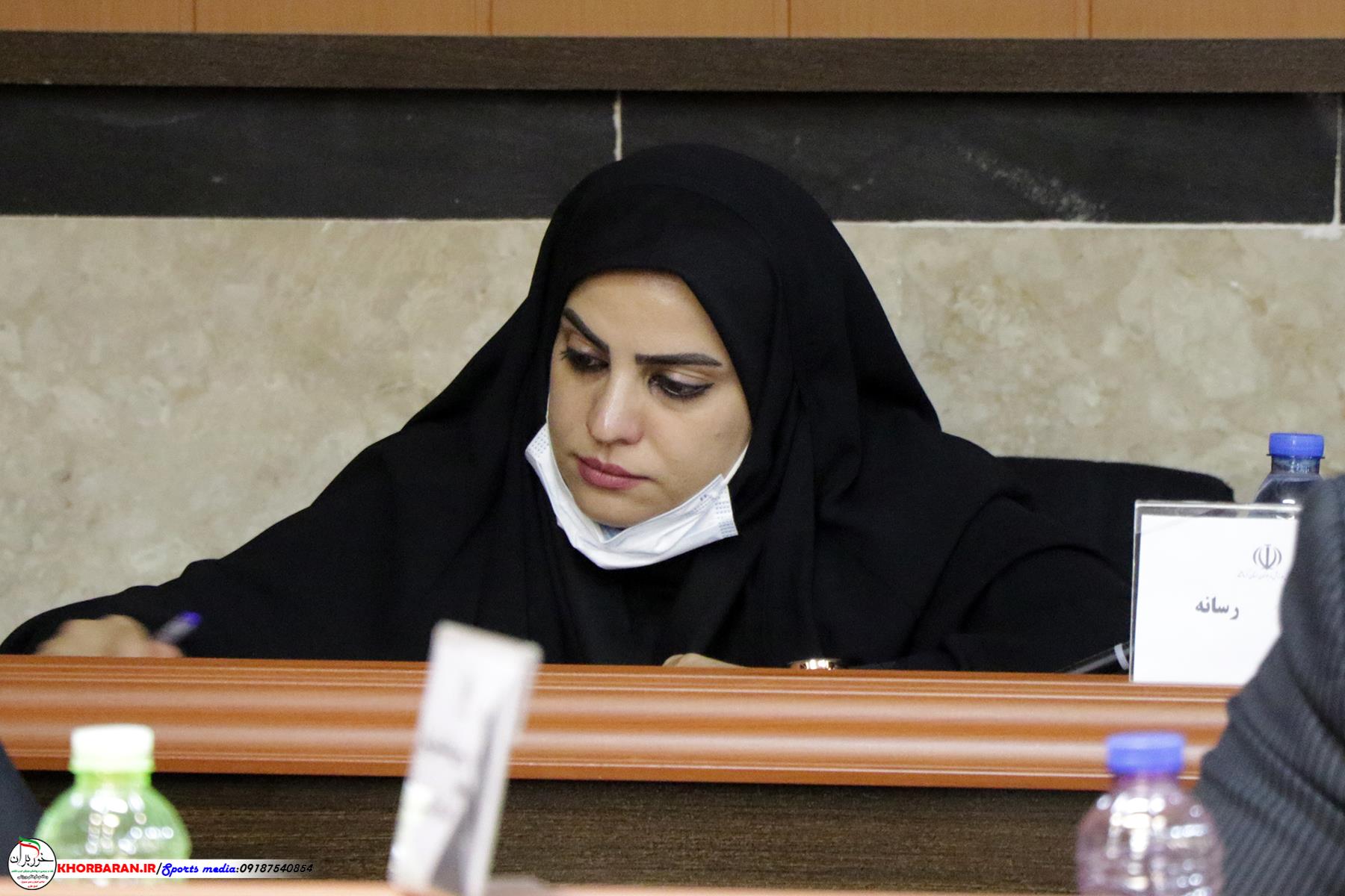 فاطمه احمدیان خبرنگار ایسنا در مجمع ورزش های زورخانه ای استان کرمانشاه