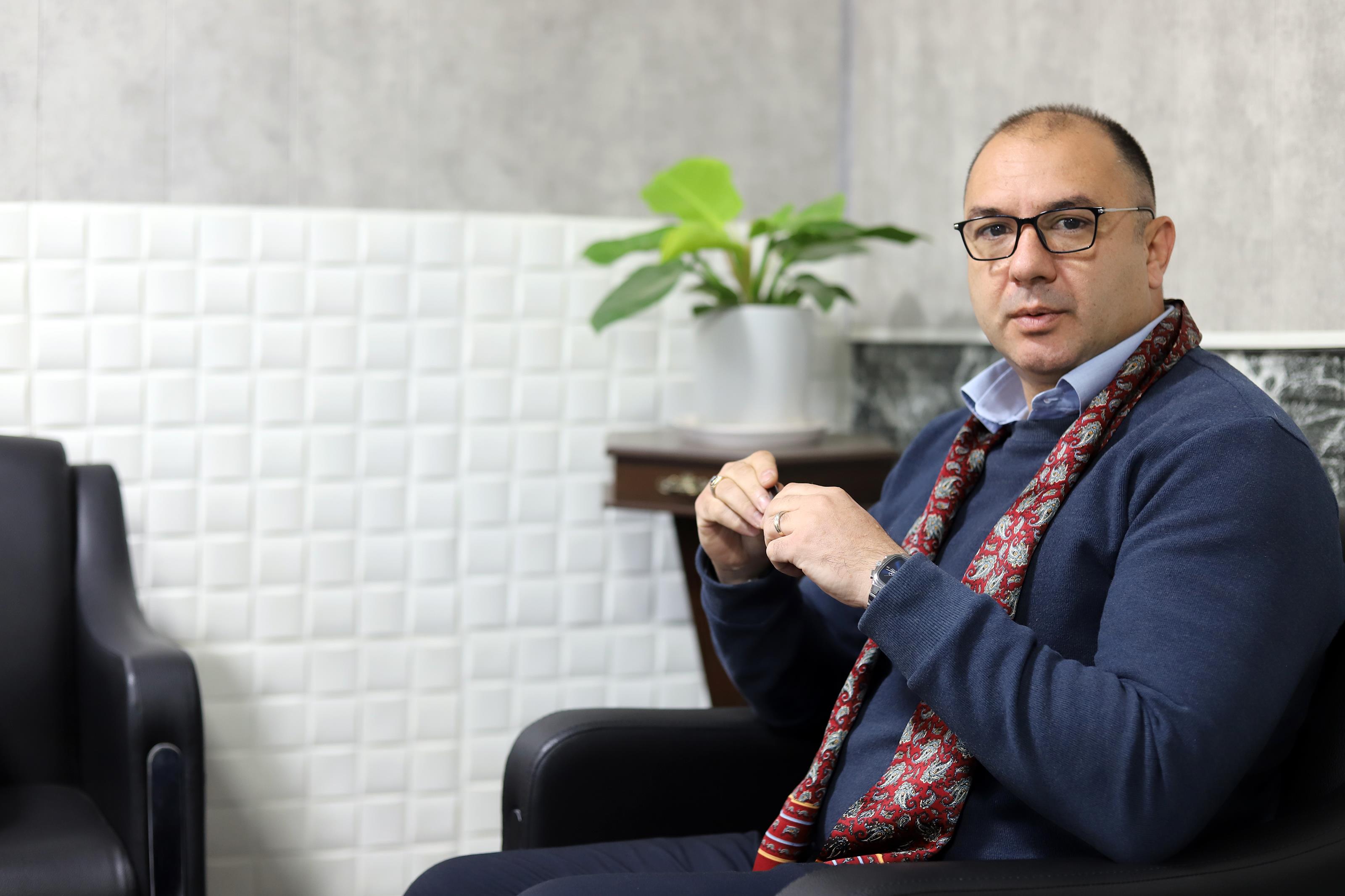 امیر دولتشاهی رئیس هیات تنیس استان کرمانشاه