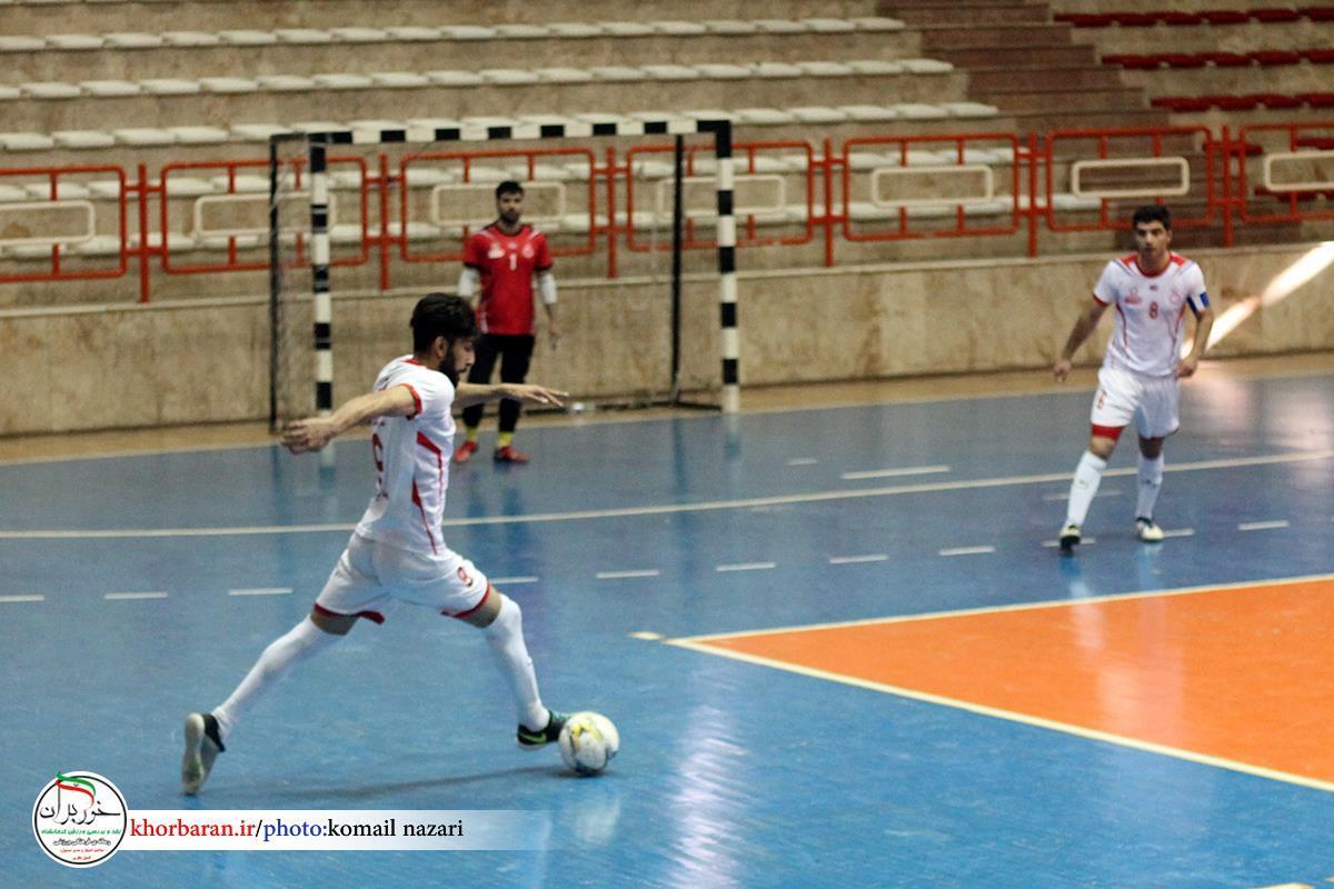  تیم فوتسال خانه صنعت کرمانشاه