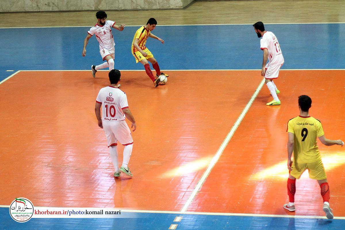  تیم فوتسال خانه صنعت کرمانشاه