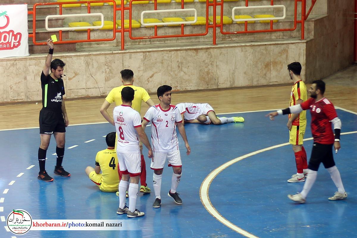  تیم فوتسال خانه صنعت کرمانشاه