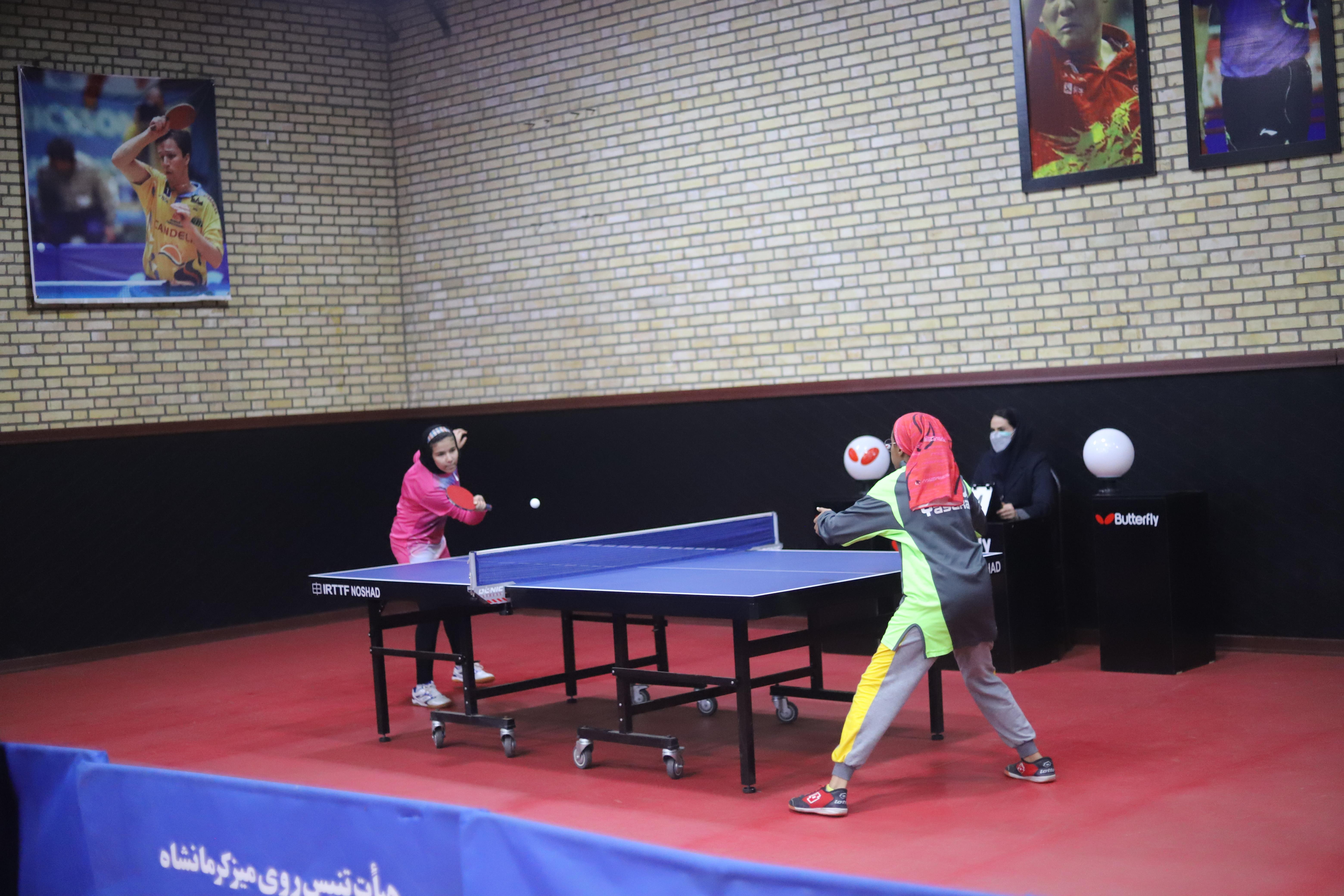  مسابقات تنیس روی میز هوپس دختران کشور درکرمانشاه
