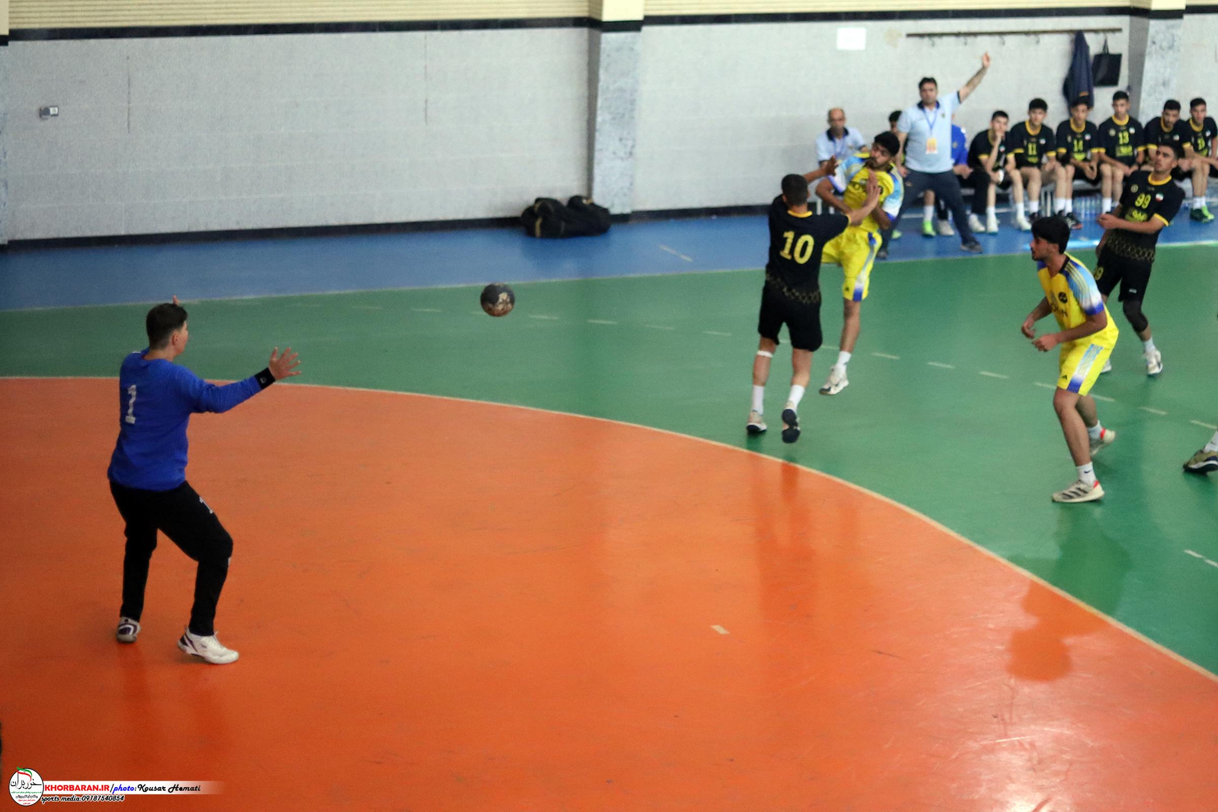 لیگ آیندگان هندبال در کرمانشاه