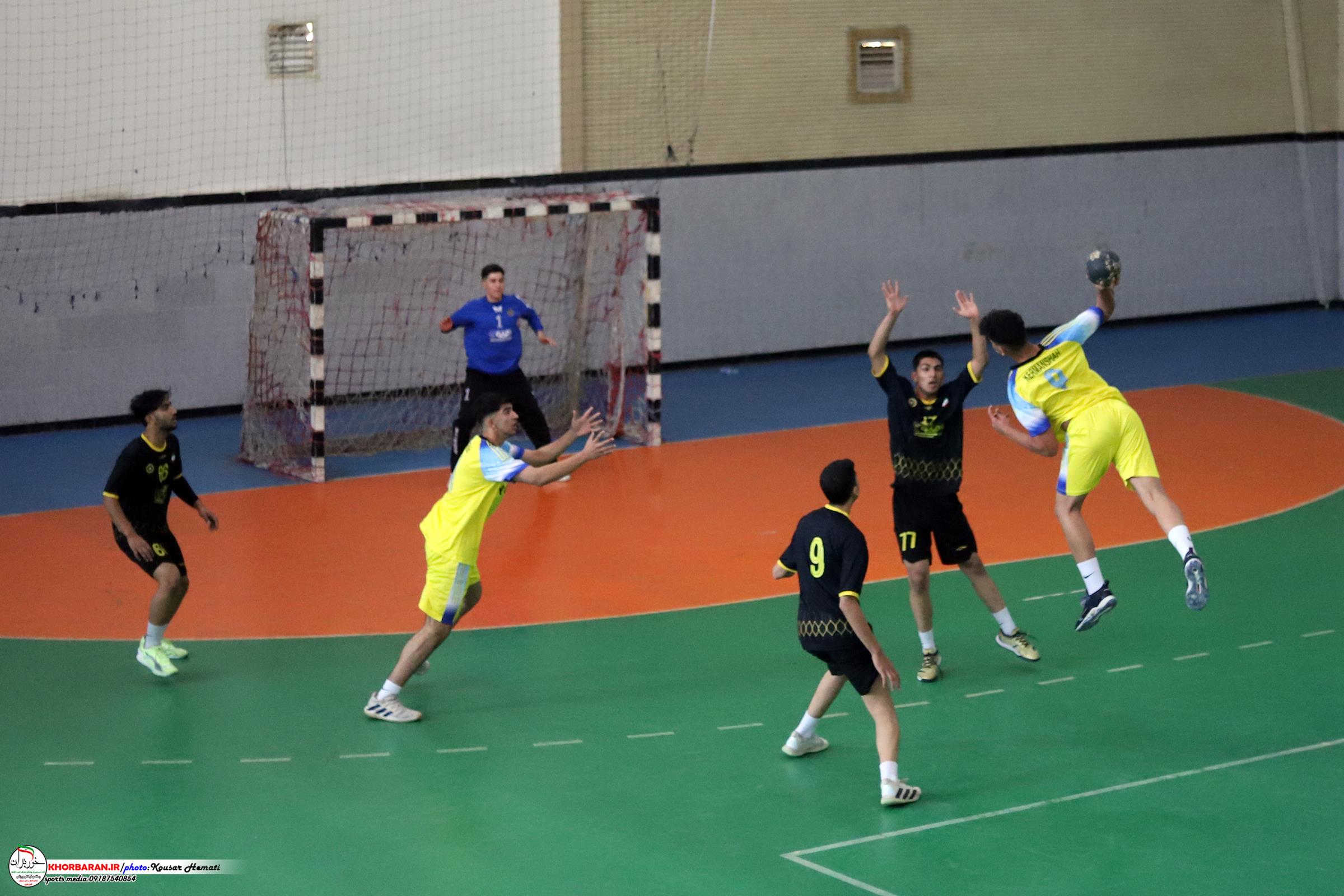 لیگ آیندگان هندبال در کرمانشاه