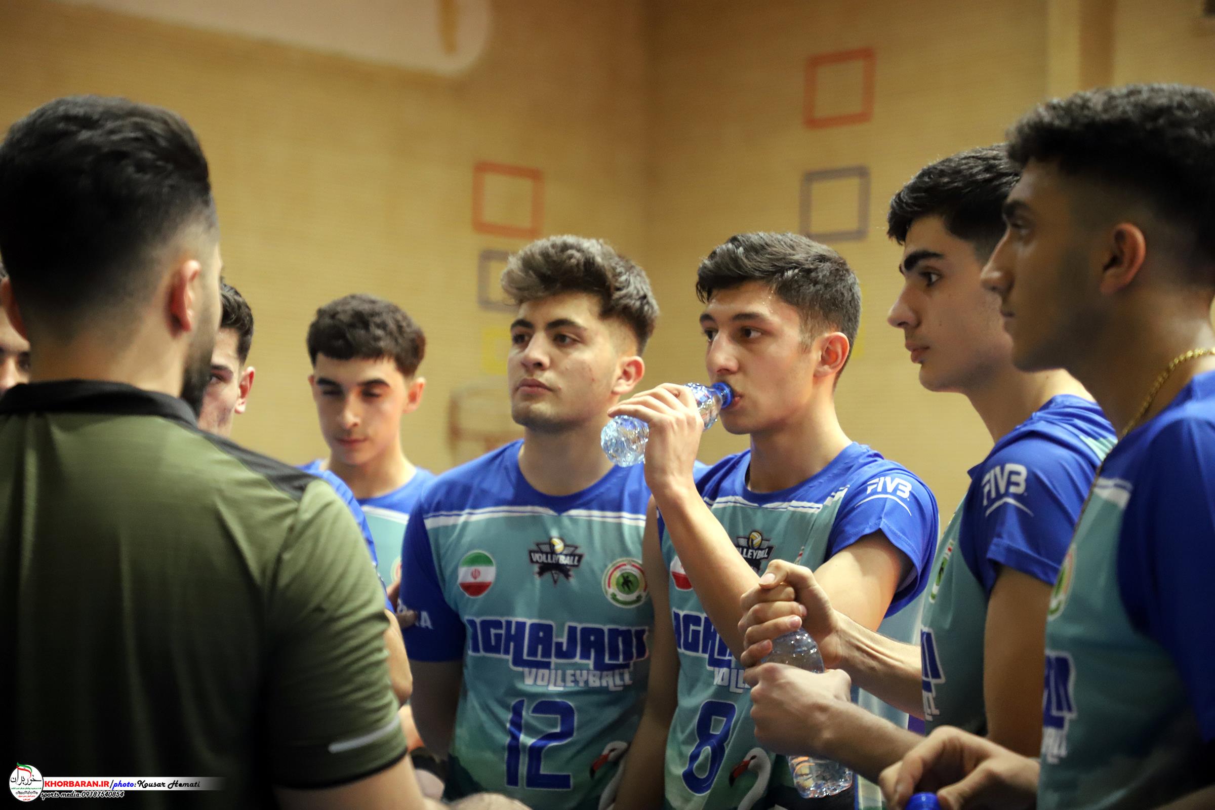 روز اول والیبال نوجوانان کشور در کرمانشاه