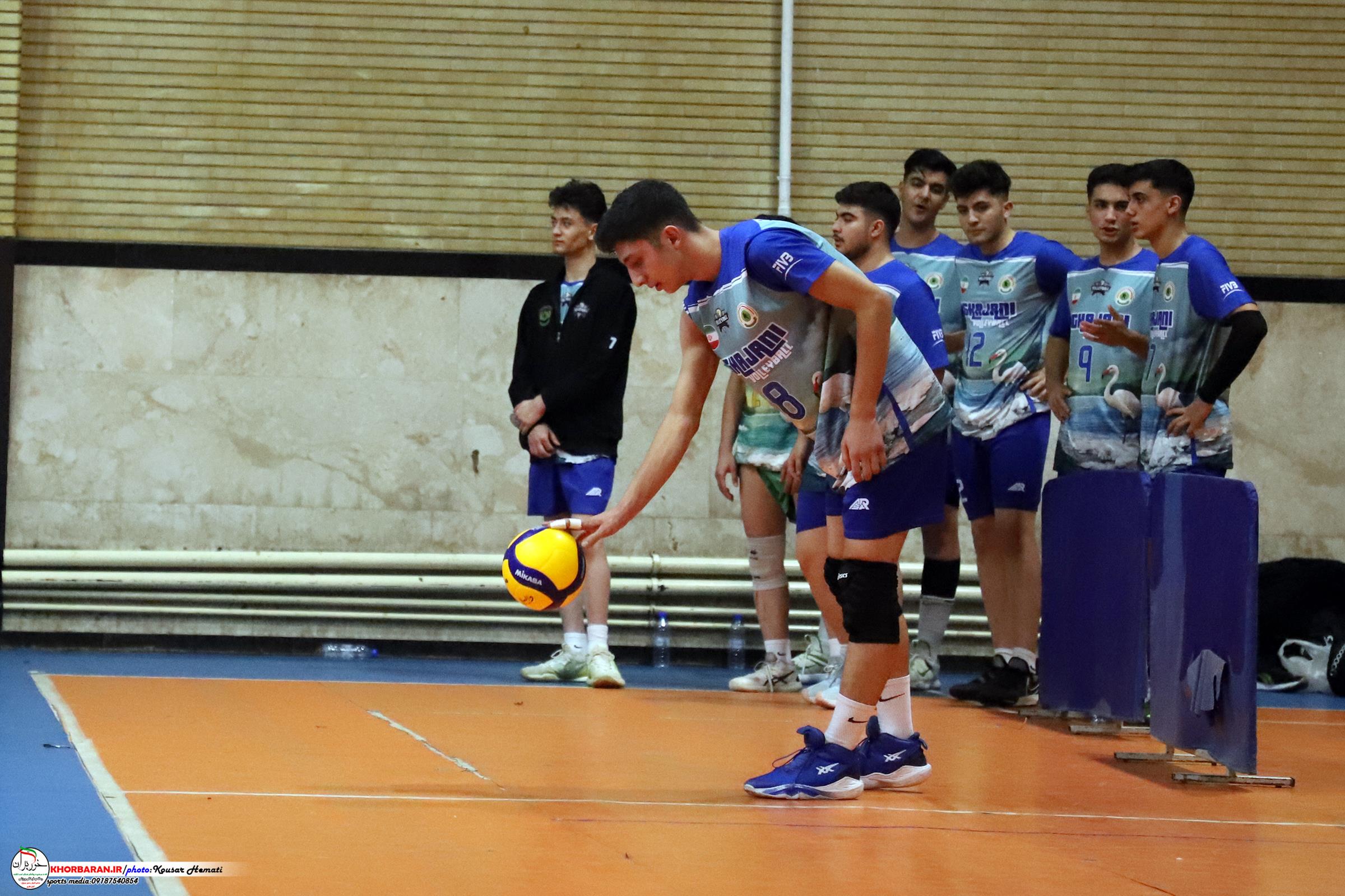 روز اول والیبال نوجوانان کشور در کرمانشاه