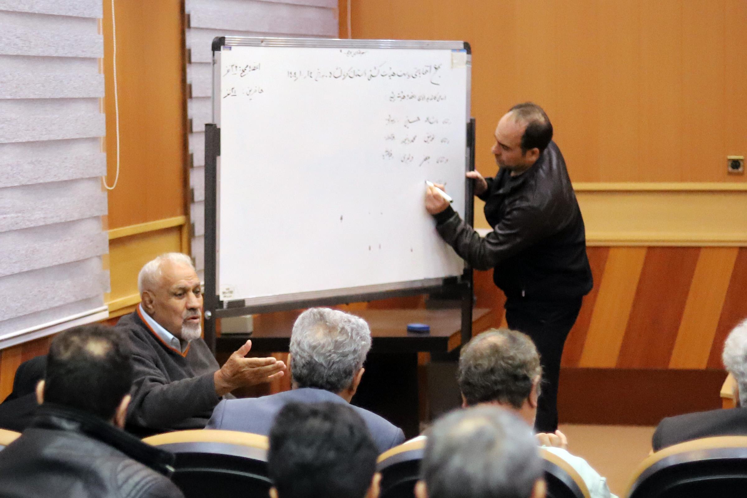 انتخاب خلیل تنها به عنوان رئیس هیات کشتی استان کرمانشاه